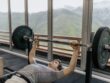 bänkpress på gym